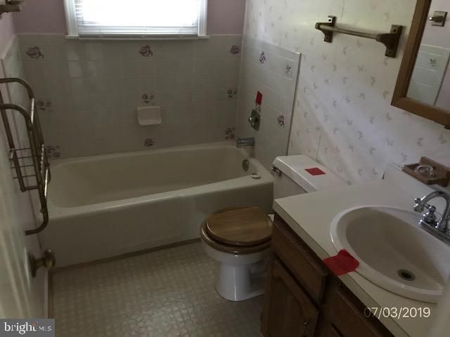 14014 Scantlin Mountain Road Culpeper, VA 22701 - Photo 9 of 14 Gallery Image 9