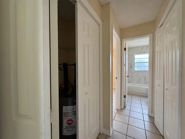 $1,500 | 10015 North Aster Avenue, Unit B, Tampa, FL 33612