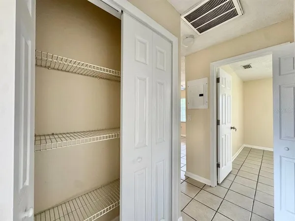 $1,500 | 10015 North Aster Avenue, Unit B, Tampa, FL 33612