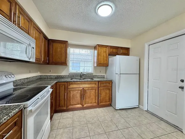 $1,500 | 10015 North Aster Avenue, Unit B, Tampa, FL 33612