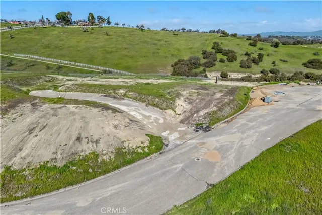 $295,000 | 310 Camino Vista Cielo, Paso Robles, CA 93446