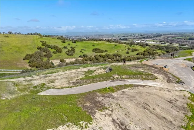 $295,000 | 310 Camino Vista Cielo, Paso Robles, CA 93446