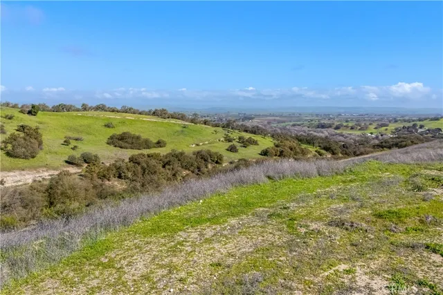 $295,000 | 310 Camino Vista Cielo, Paso Robles, CA 93446