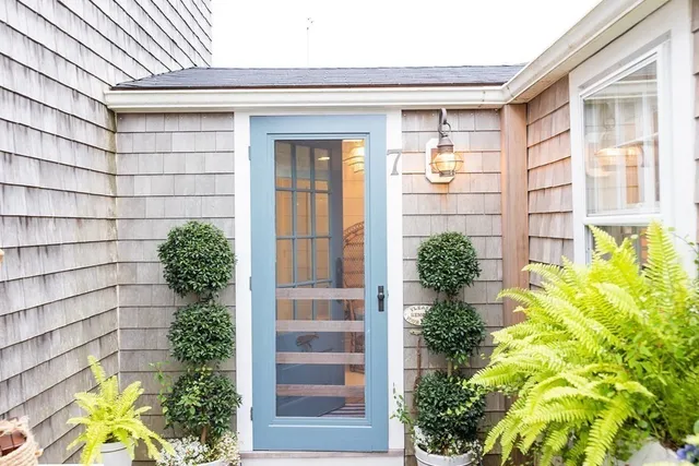 a view of a house and outdoor space