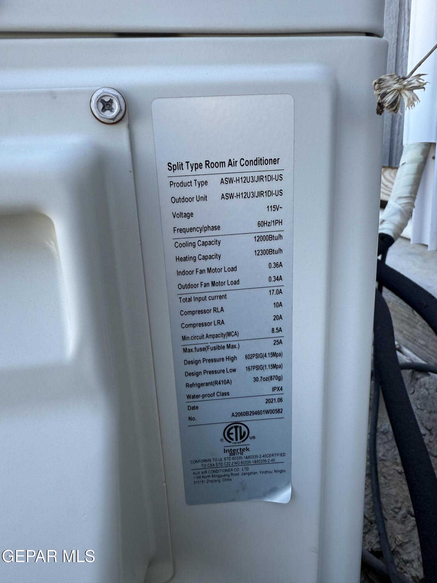 26 Ponderosa Road Salt Flat, TX 79847 - Photo 44 of 56 a close view of a sink