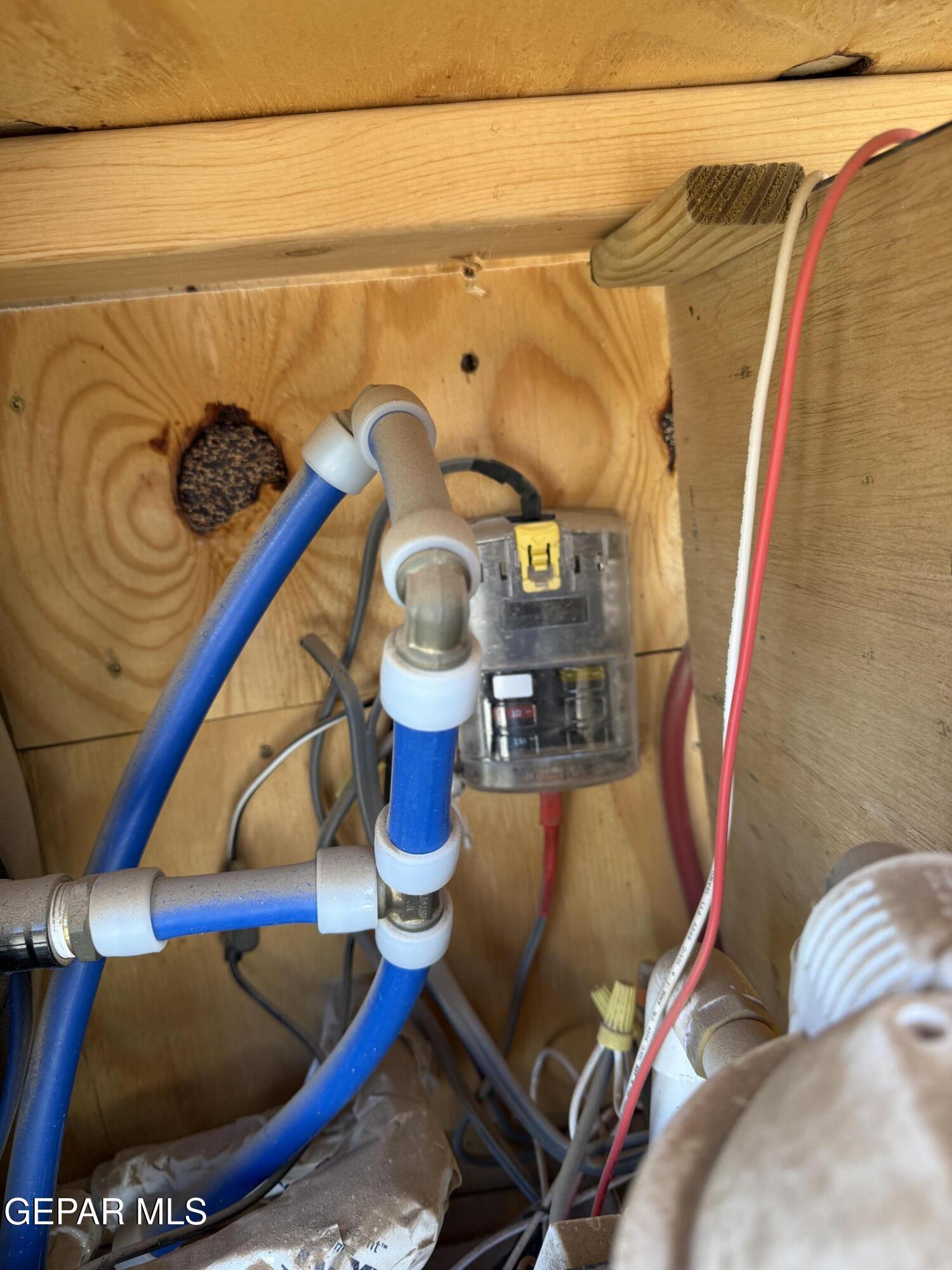 26 Ponderosa Road Salt Flat, TX 79847 - Photo 48 of 56 a view of a couch in wooden floor