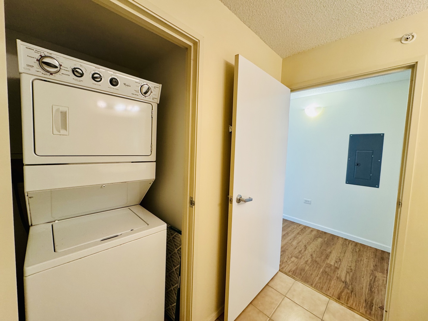800 Elgin Road, Unit 812 Evanston, IL 60201 - Photo 19 of 19