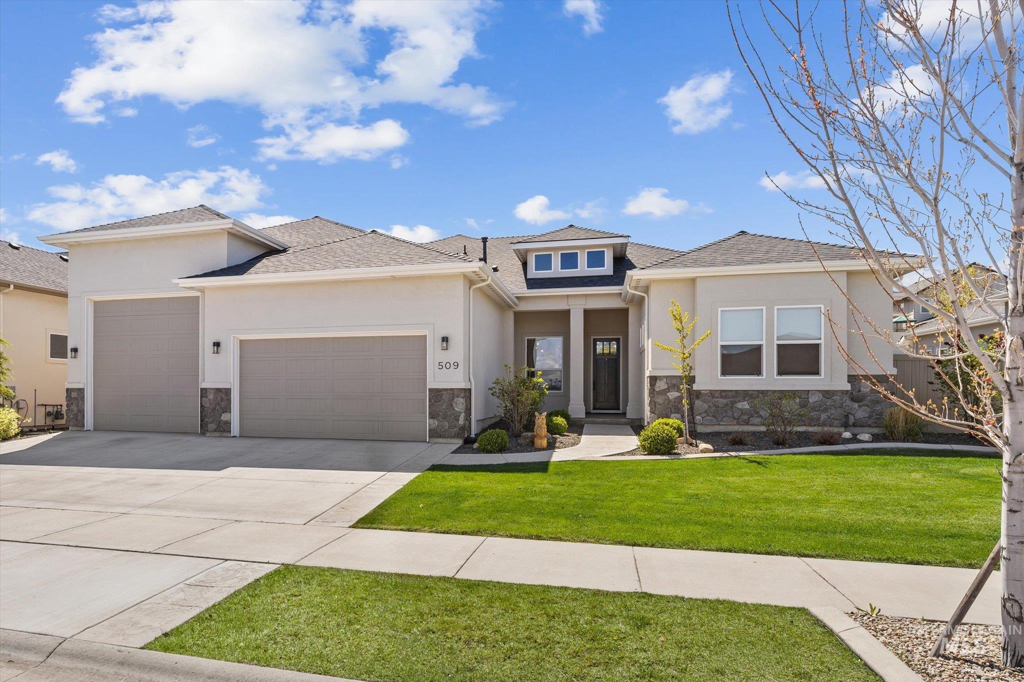 509 East Pisa Drive Meridian, ID 83642 - Photo 3 of 39