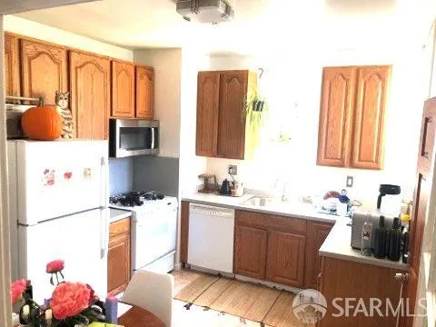 $2,200,000 | 425-429 Steiner Street, San Francisco, CA 94117