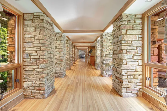 $4,999,000 | 165 Schneider Road, Elburn, IL 60119