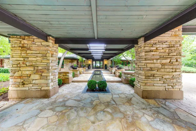 $4,999,000 | 165 Schneider Road, Elburn, IL 60119