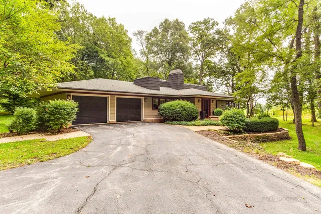 $4,999,000 | 165 Schneider Road, Elburn, IL 60119