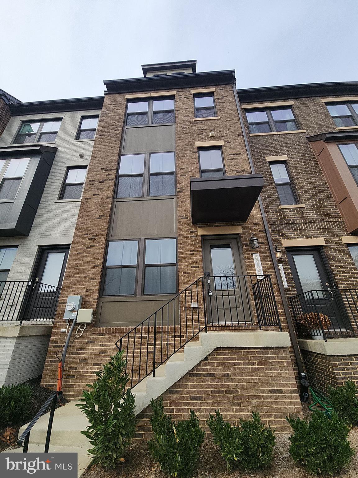 6730 Belcrest Road Hyattsville, MD 20782 - Photo 1 of 30 a front view of a house