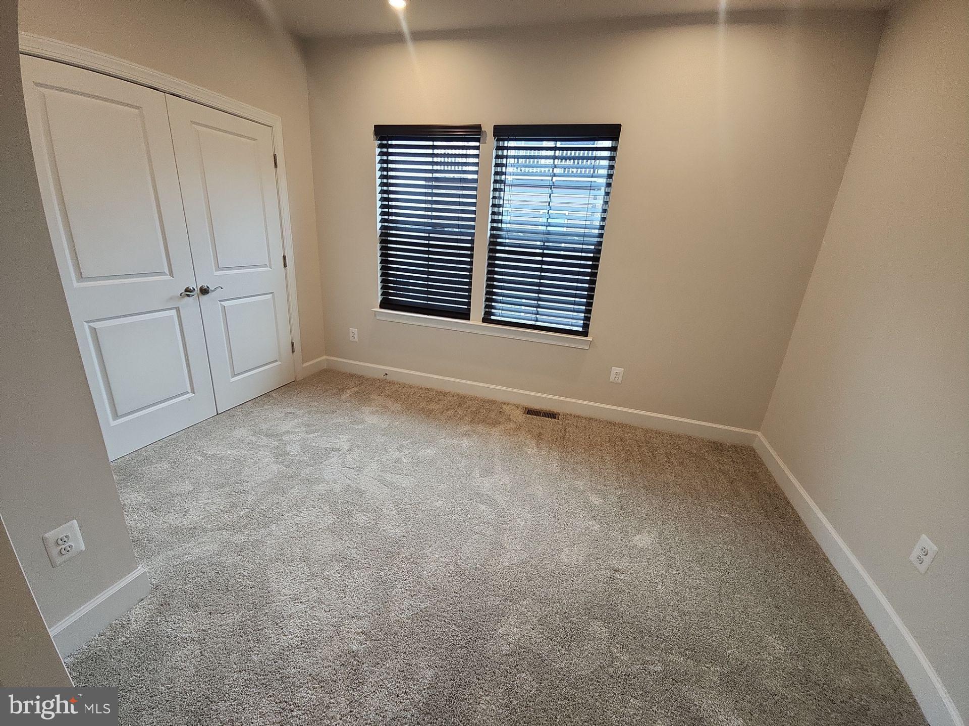 6730 Belcrest Road Hyattsville, MD 20782 - Photo 19 of 30 an empty room with windows
