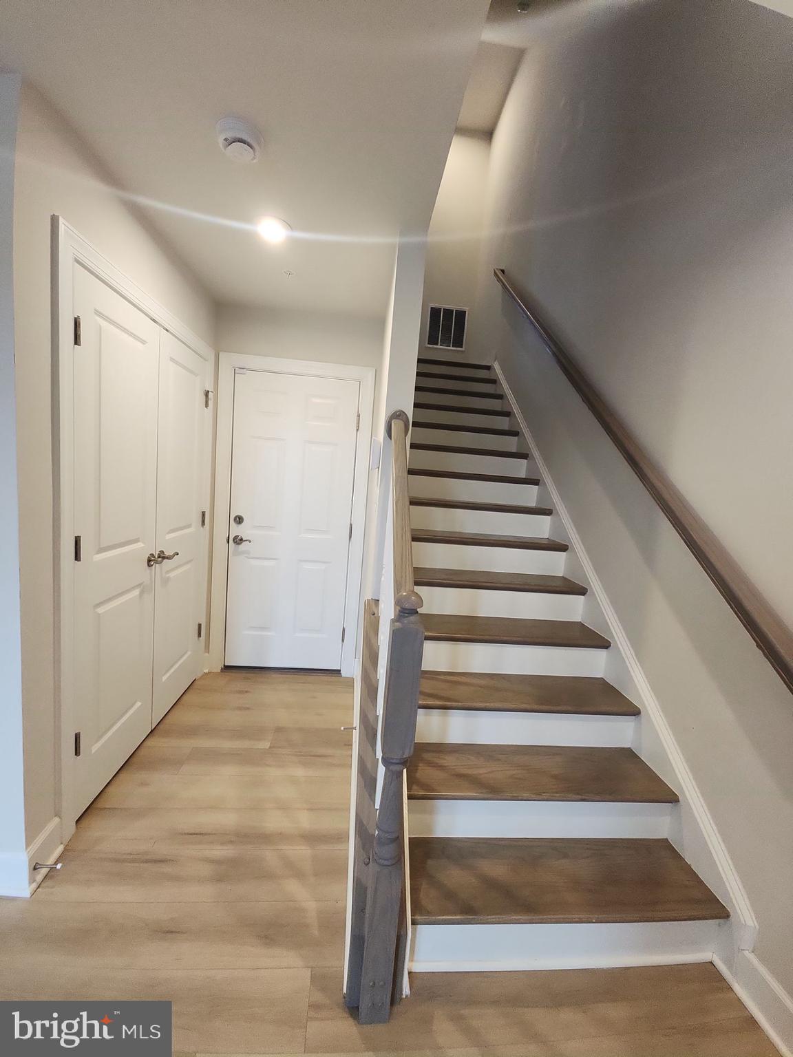 6730 Belcrest Road Hyattsville, MD 20782 - Photo 7 of 30 a view of an entryway