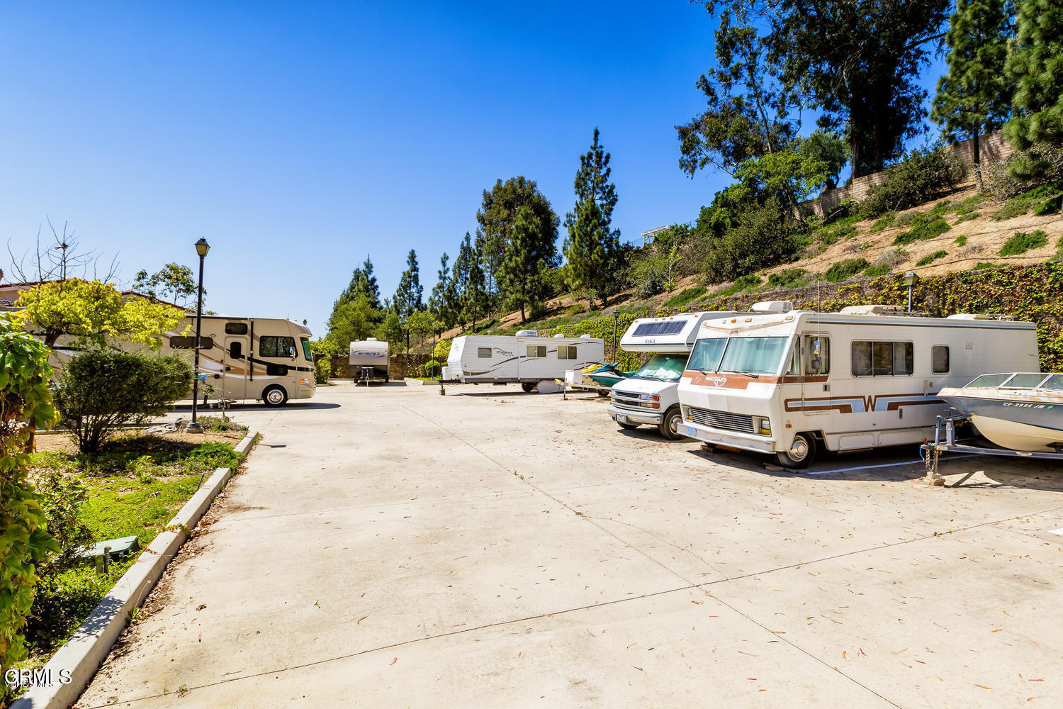 2713 Antonio Drive, Unit 206 Camarillo, CA 93010 - Photo 9 of 12 IMG_3815