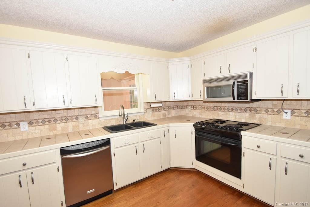 392 Laurel Hills Road Indian Land, SC 29707 - Photo 3 of 21
