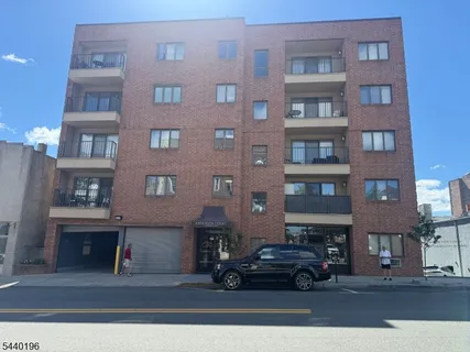 $469,000 | 610 Anderson Avenue, Unit E, Cliffside Park, NJ 07010