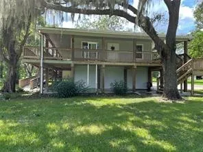 $400,000 | 915 Live Oak Drive, Jones Creek, TX 77541