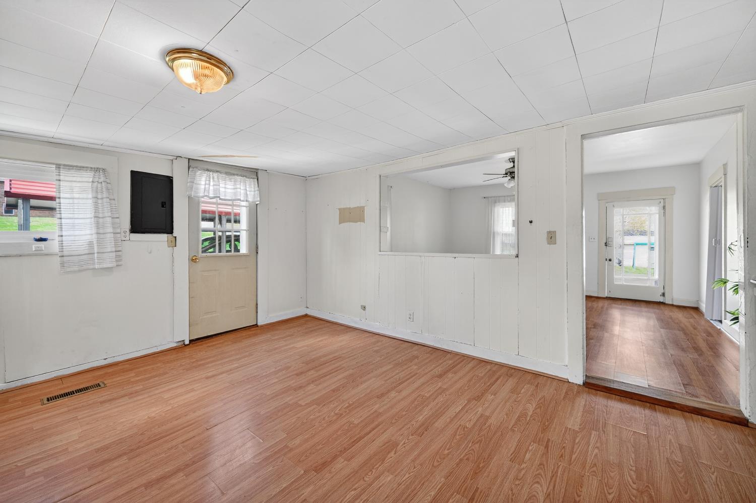 323 Plum Street Rising Sun, IN 47040 - Photo 13 of 31