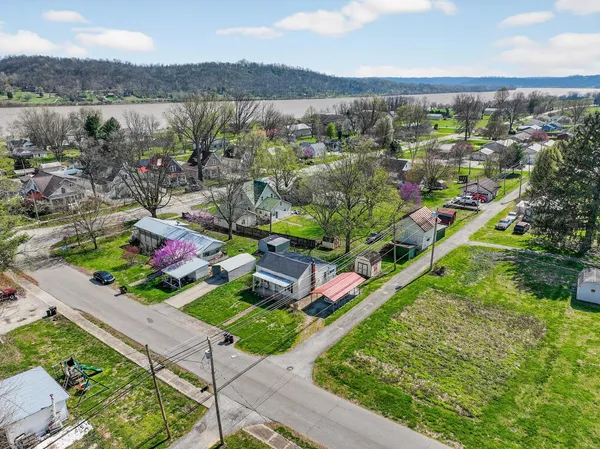 $99,900 | 323 Plum Street, Rising Sun, IN 47040