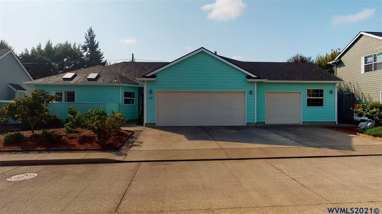 2045 Chase Loop Southwest Albany, OR 97321 - Photo 1 of 35 Gallery Image 1