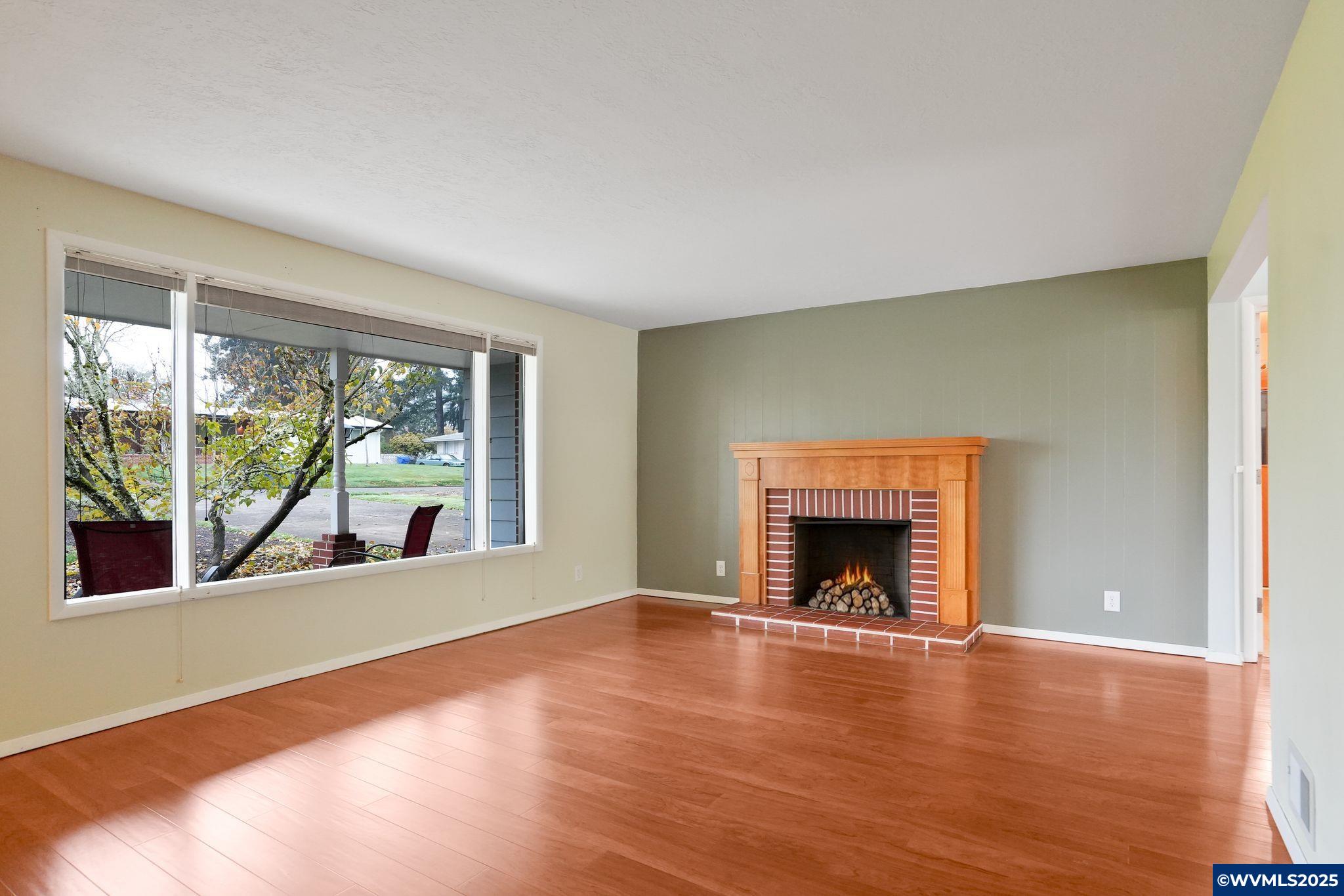 3970 Lone Oak Road Southeast Salem, OR 97302 - Photo 8 of 39 Gallery Image 8