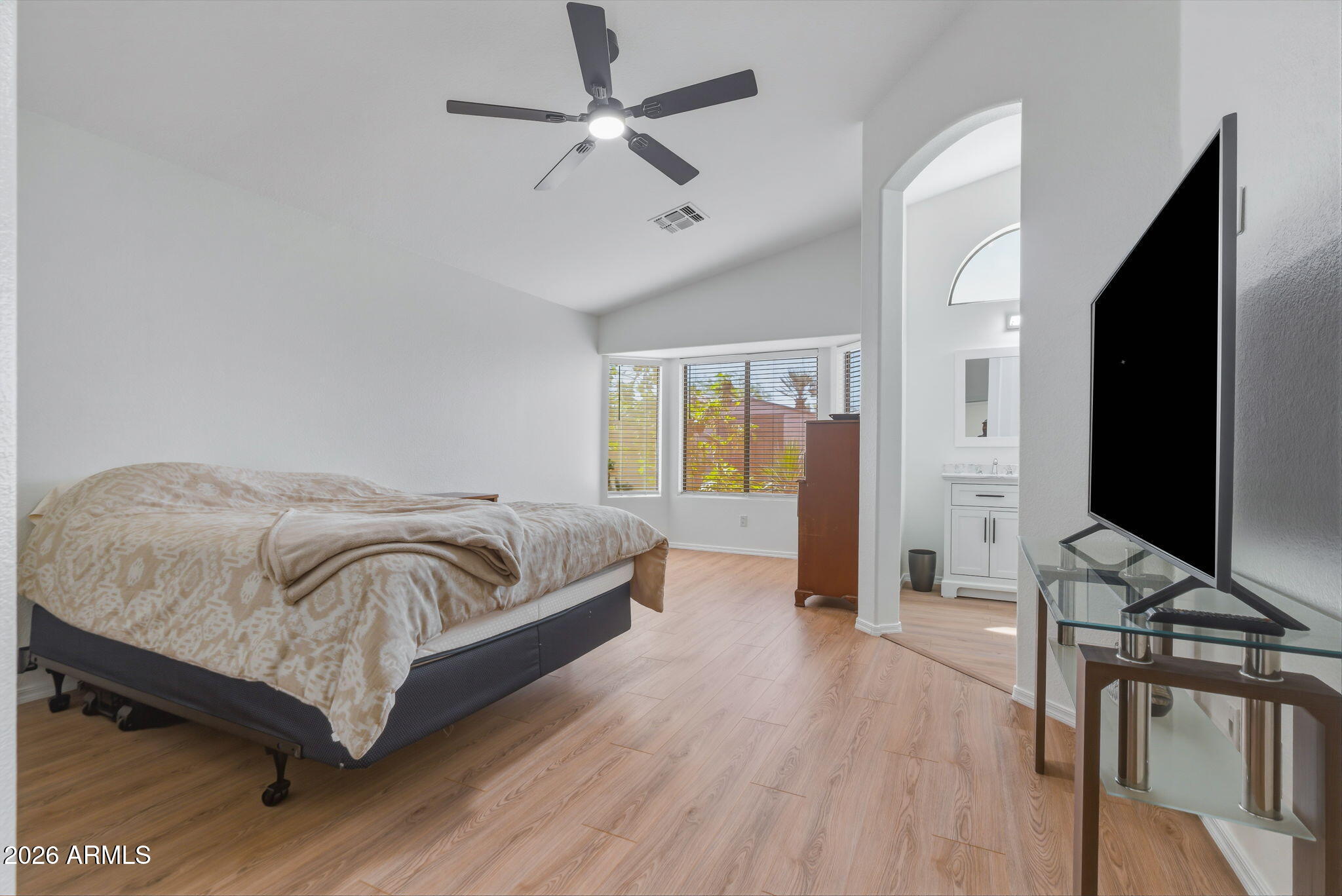 4321 East Rowel Road Phoenix, AZ 85050 - Photo 23 of 38 27-web-or-mls-Exterior-6