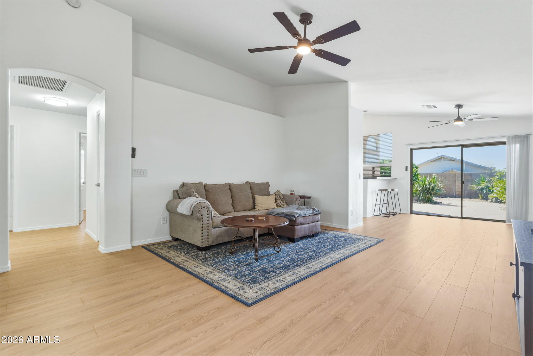 4321 East Rowel Road Phoenix, AZ 85050 - Photo 3 of 38 4-web-or-mls-Exterior-10