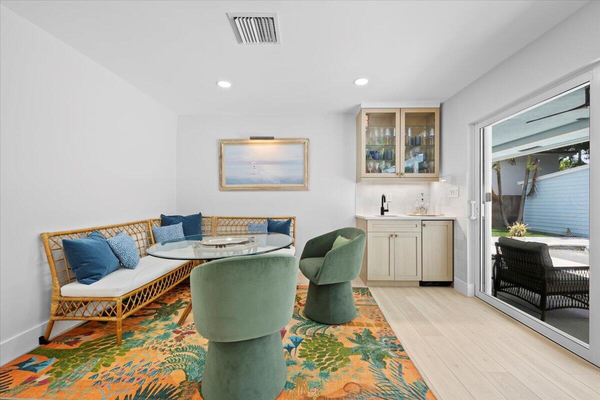 230 Pine Terrace West Palm Beach, FL 33405 - Photo 15 of 29 20-LUX_1539