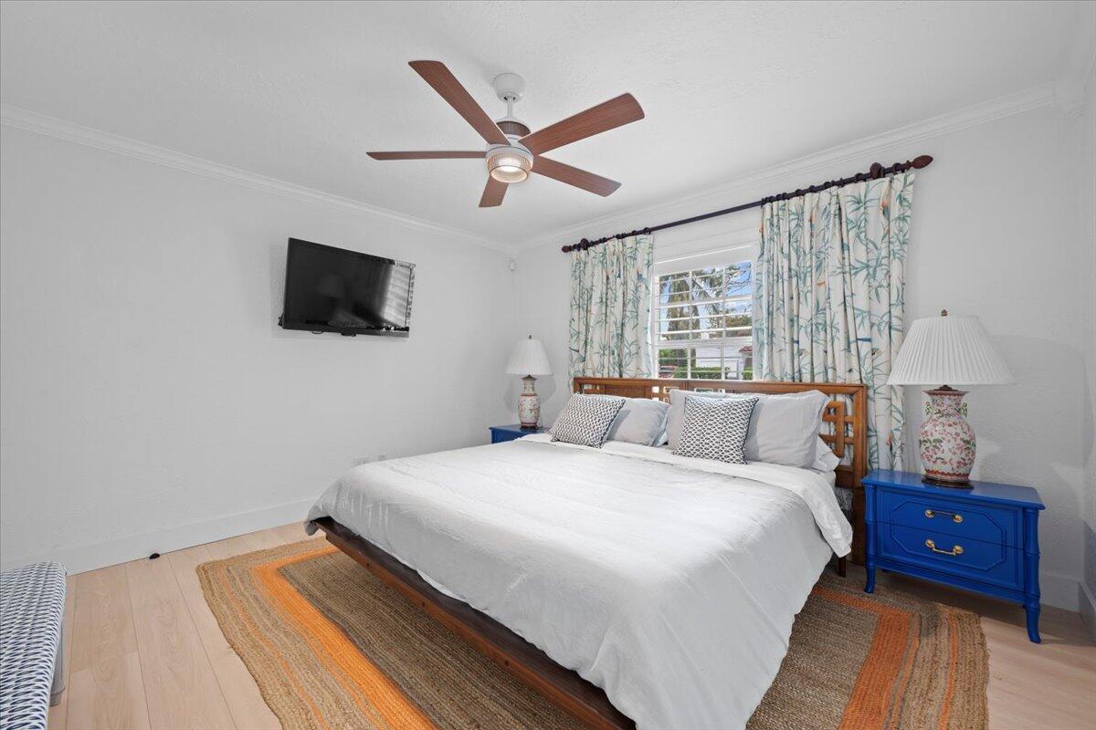 230 Pine Terrace West Palm Beach, FL 33405 - Photo 18 of 29 26-LUX_1584