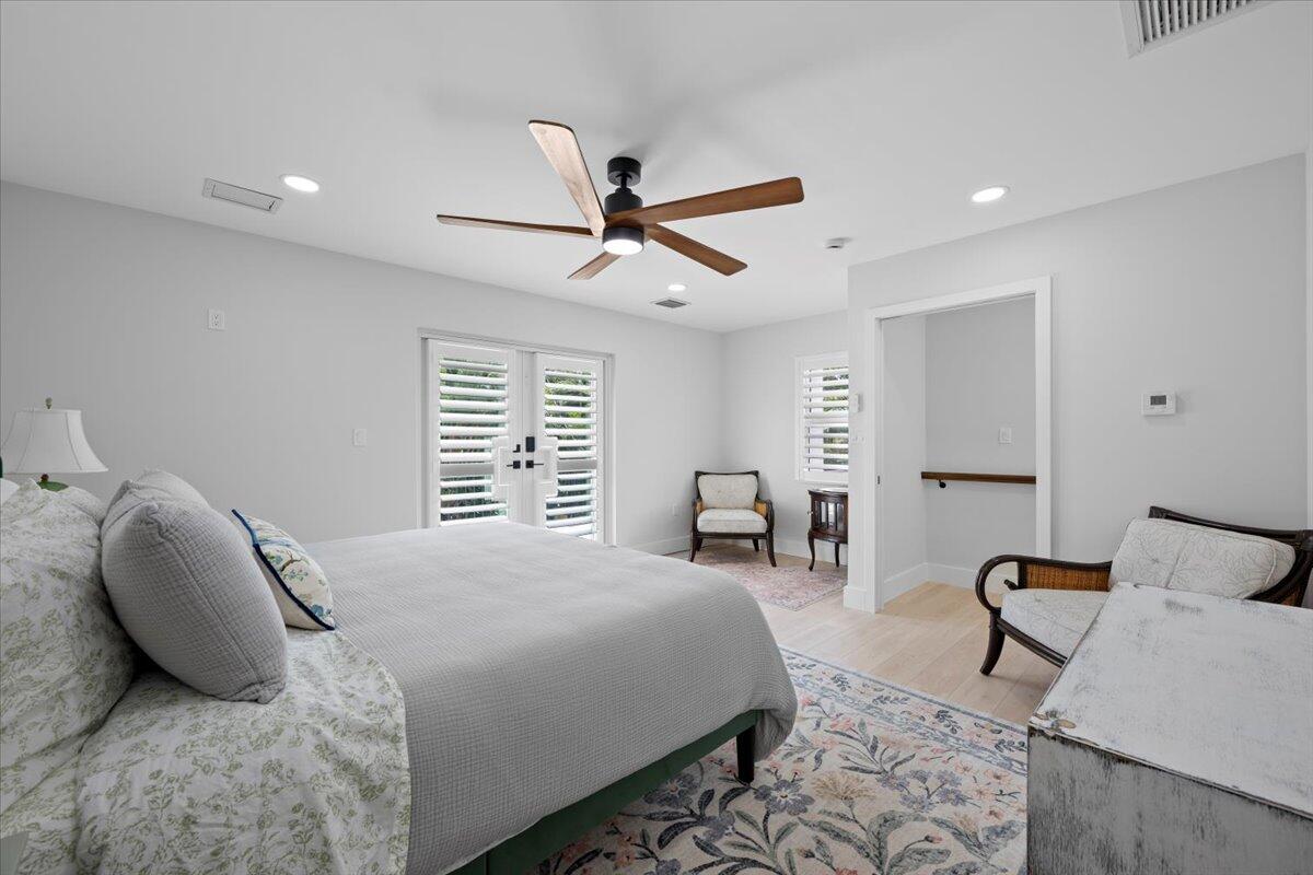 230 Pine Terrace West Palm Beach, FL 33405 - Photo 24 of 29 31-LUX_1639