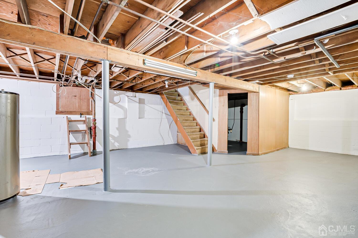 1 Lynnwood Road Edison, NJ 08820 - Photo 39 of 41 a view of a indoor garage
