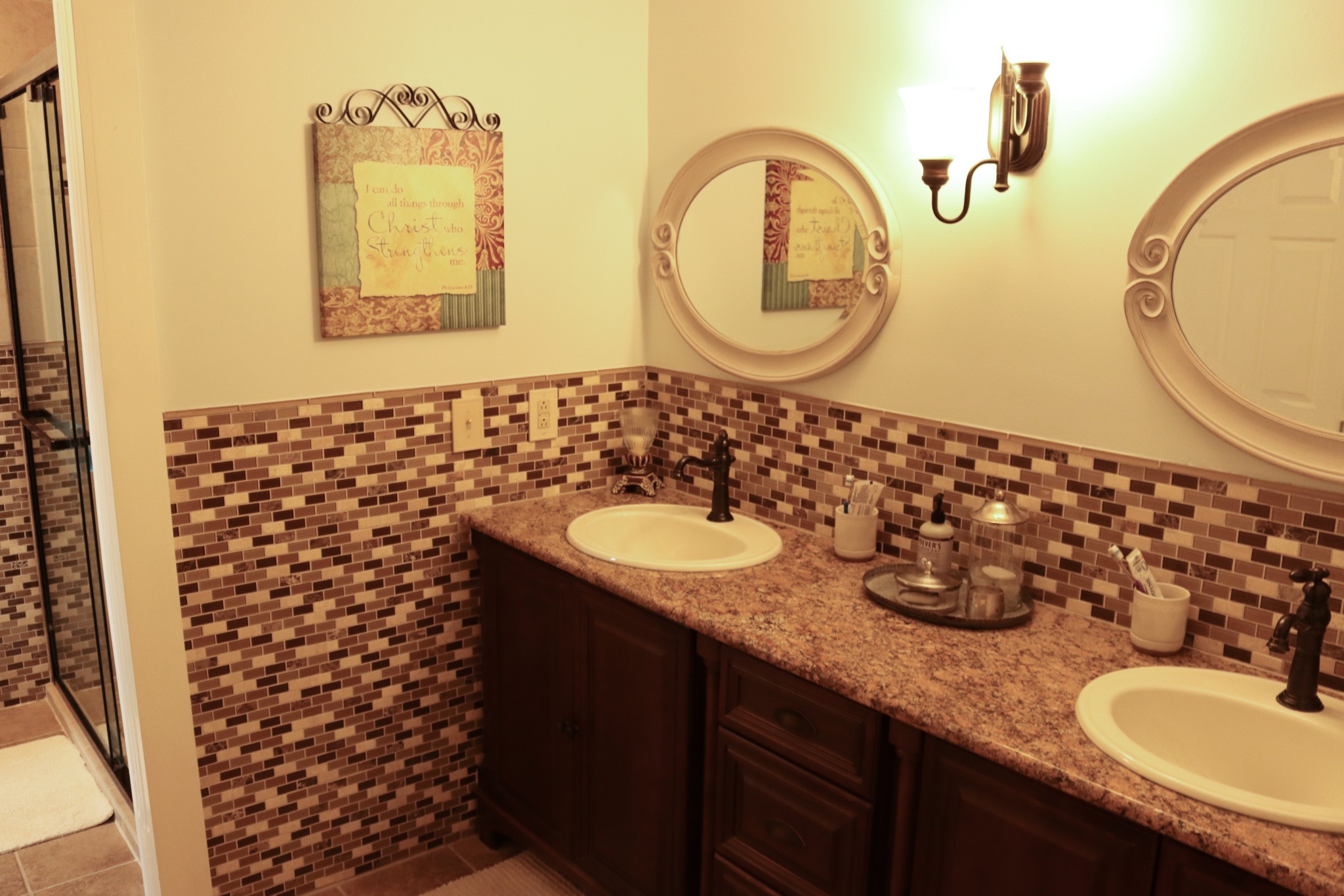 1207 Pommel Court Springfield, TN 37172 - Photo 22 of 33 a bathroom with a sink a mirror and a toilet