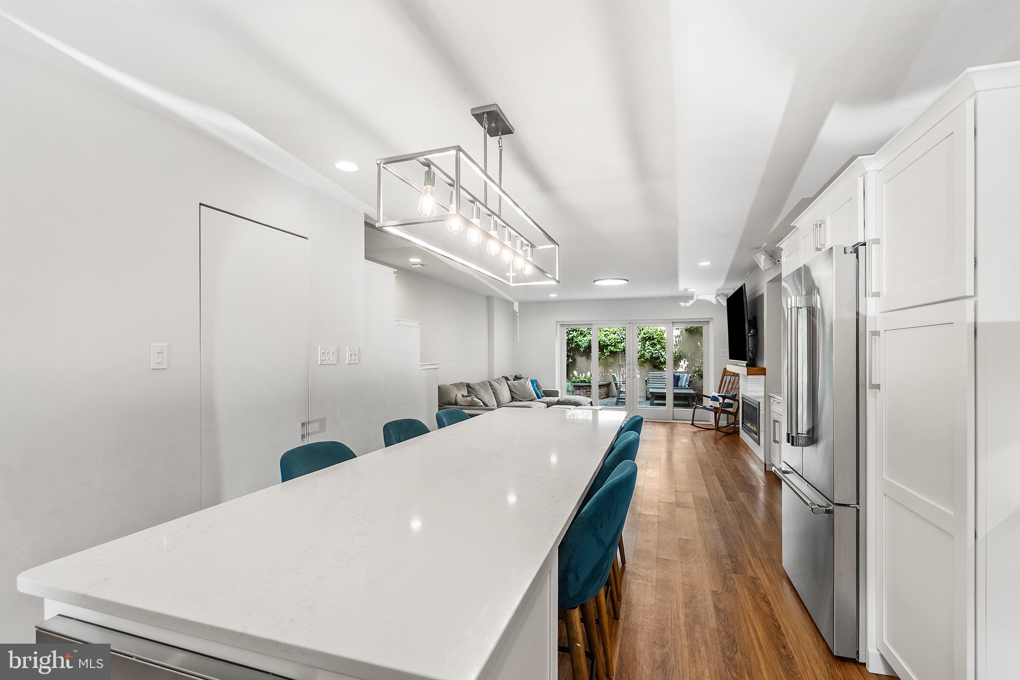 631 Addison Street Philadelphia, PA 19147 - Photo 5 of 25 Gallery Image 5
