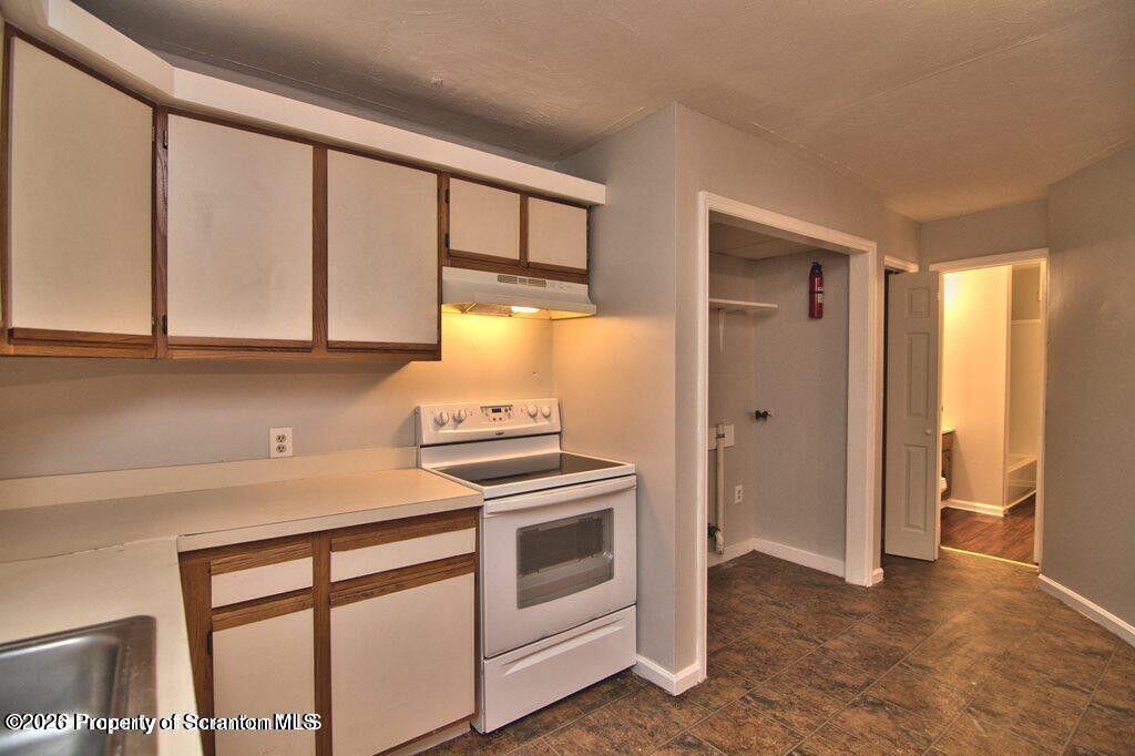 1418 North Main Avenue Scranton, PA 18508 - Photo 11 of 21 20250316235725709525000000-o