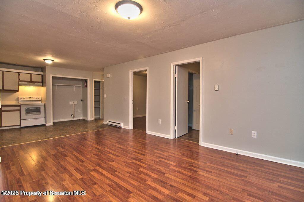 1418 North Main Avenue Scranton, PA 18508 - Photo 4 of 21 20250316235720037775000000-o