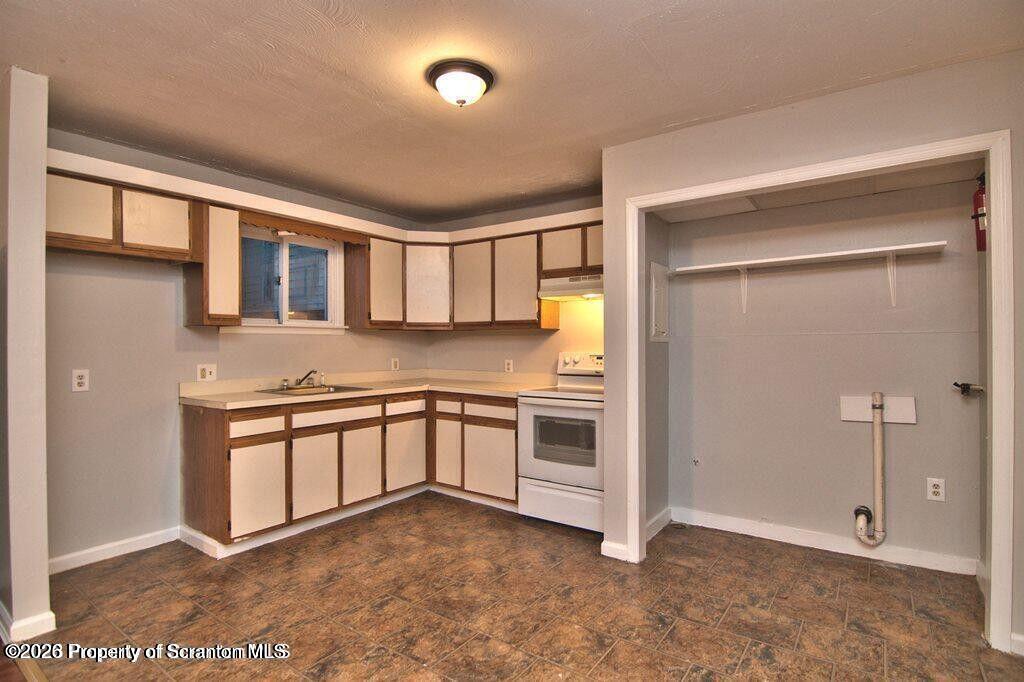 1418 North Main Avenue Scranton, PA 18508 - Photo 8 of 21 20250316235723295032000000-o