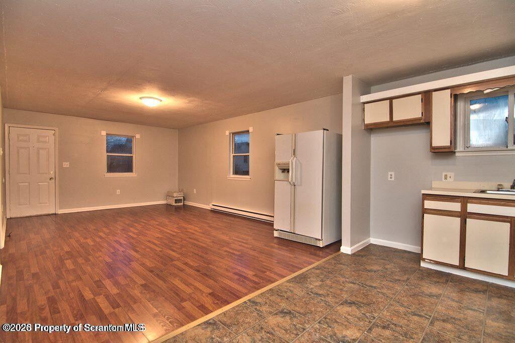 1418 North Main Avenue Scranton, PA 18508 - Photo 9 of 21 20250316235724130205000000-o