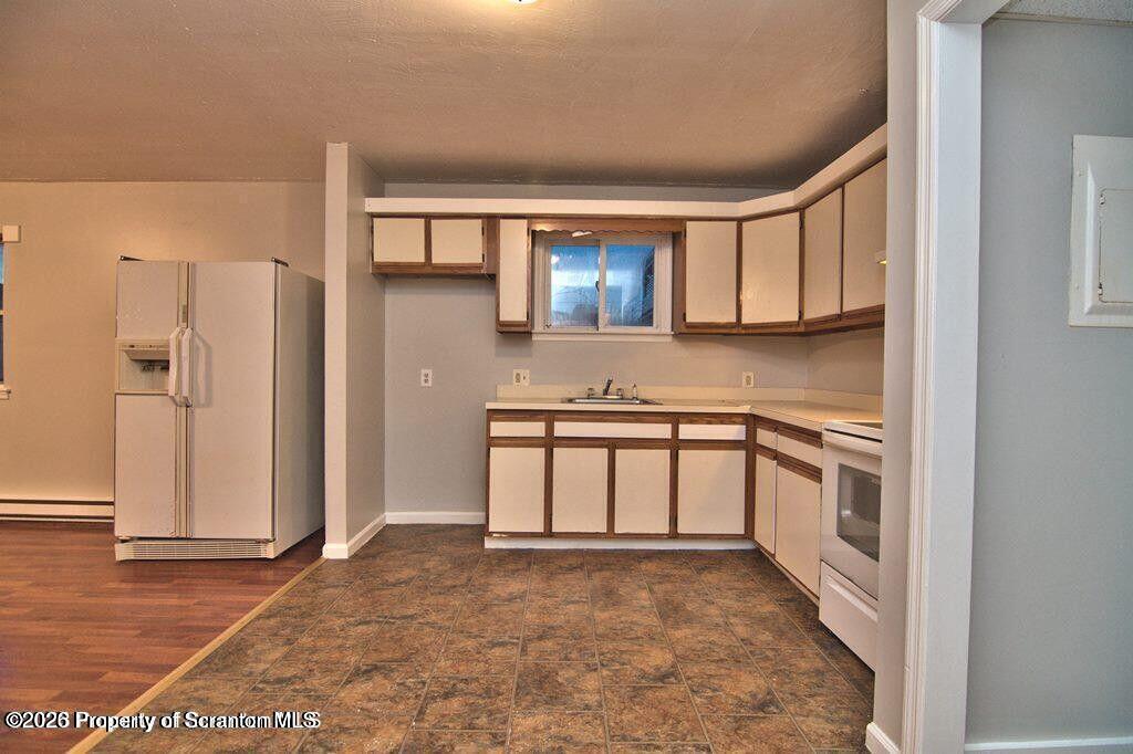1418 North Main Avenue Scranton, PA 18508 - Photo 10 of 21 20250316235724948352000000-o