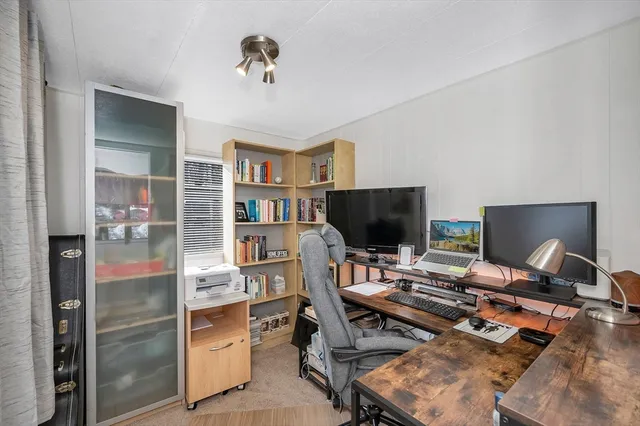 $139,000 | 8 F Street, Merrimac, MA 01860