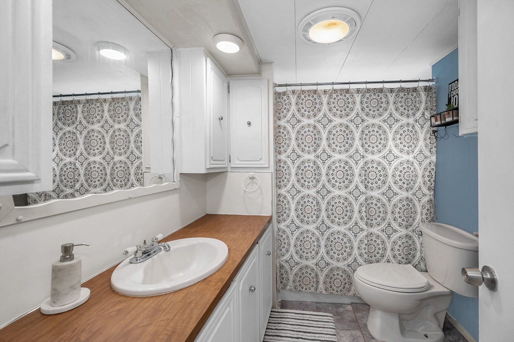 8 F Street Merrimac, MA 01860 - Photo 15 of 31