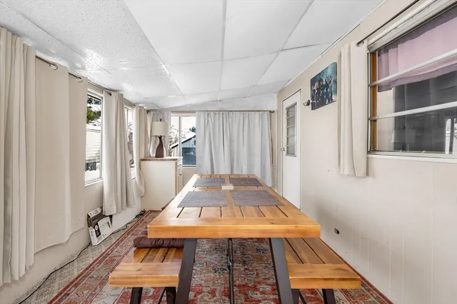 $139,000 | 8 F Street, Merrimac, MA 01860