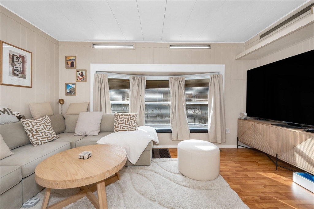 8 F Street Merrimac, MA 01860 - Photo 3 of 31