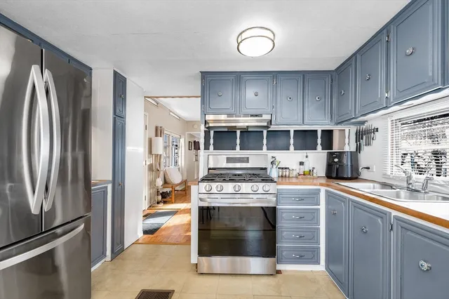 $139,000 | 8 F Street, Merrimac, MA 01860