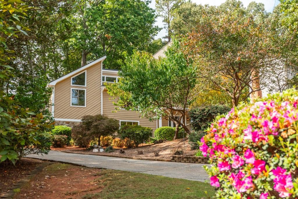 a front view of house with yard