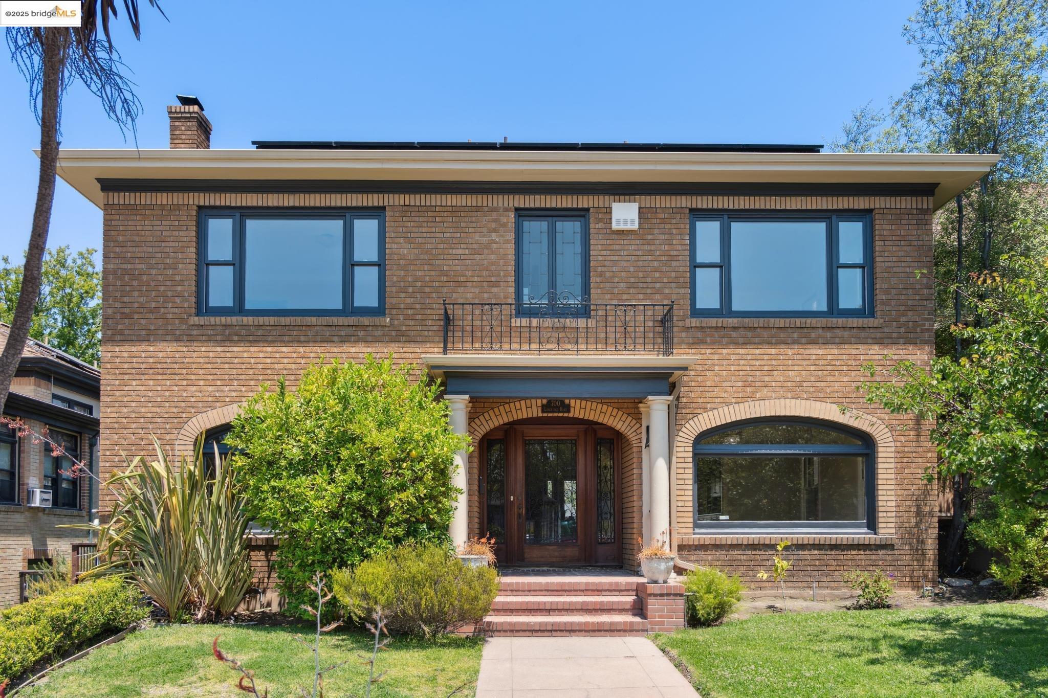 700 Longridge Road Oakland, CA 94610 - Photo 1 of 1 Gallery Image 1