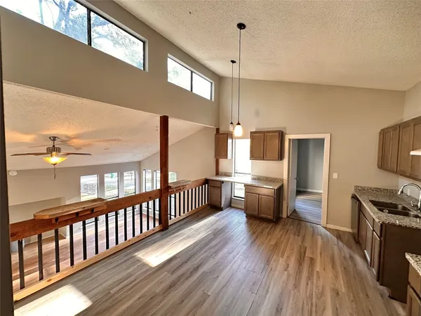 $1,675 | 3211 Keller Street, Bacliff, TX 77518