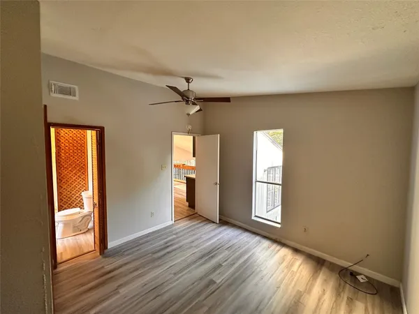 $1,675 | 3211 Keller Street, Bacliff, TX 77518