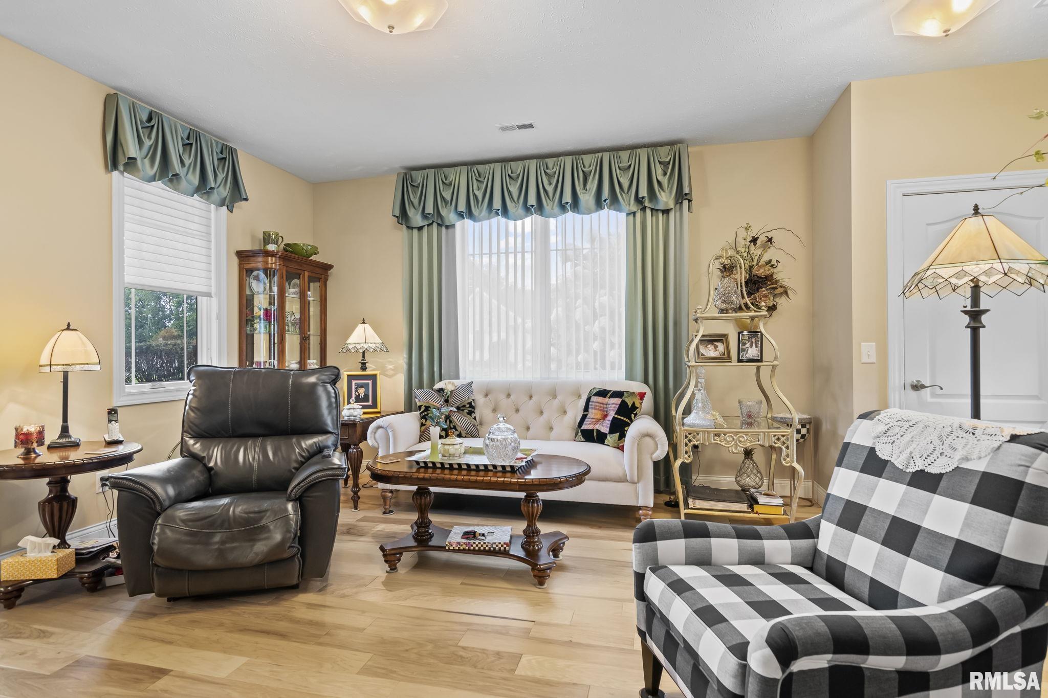 3428 Pinyon Drive Springfield, IL 62711 - Photo 7 of 26 Gallery Image 7